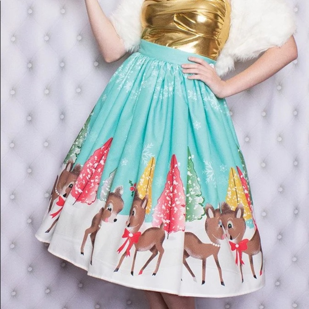 TOBS Reindeer Love Holiday Gathered Skirt